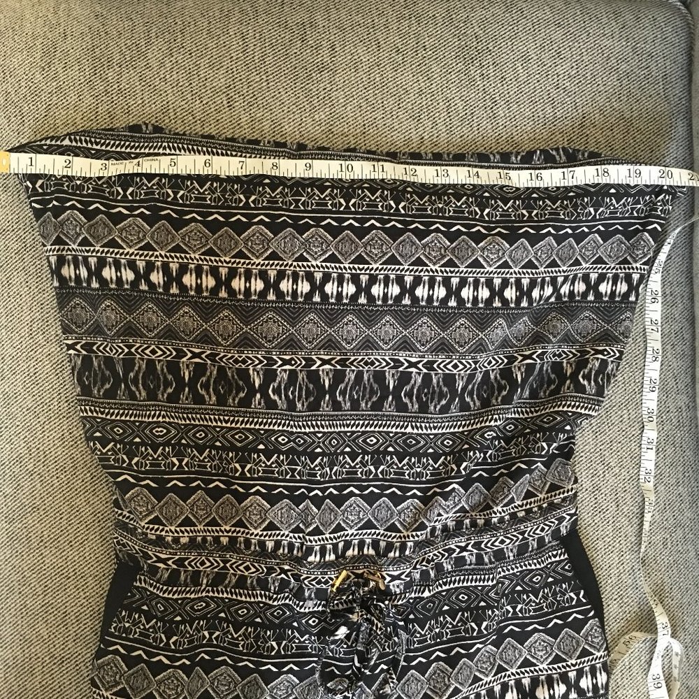 Nwot Cach Black And White Print Romper, Size S - image 4